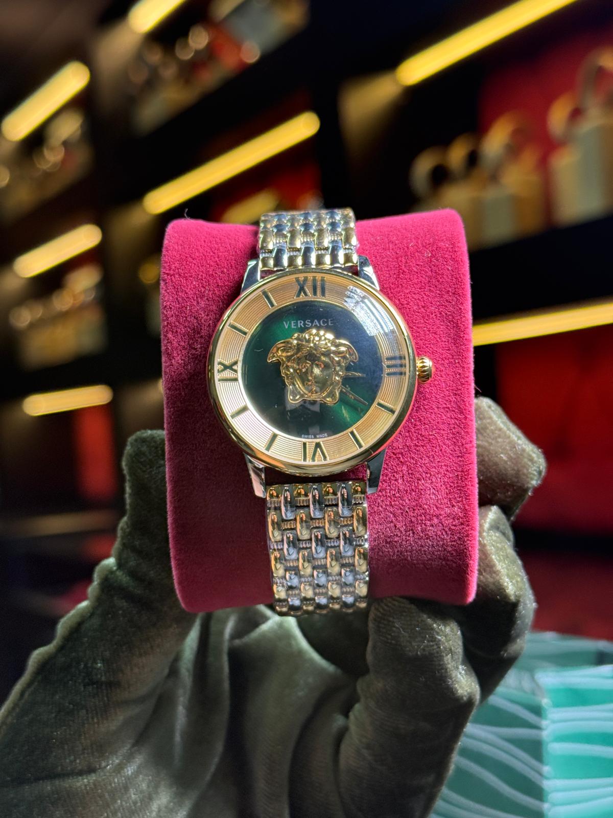 VERSACE